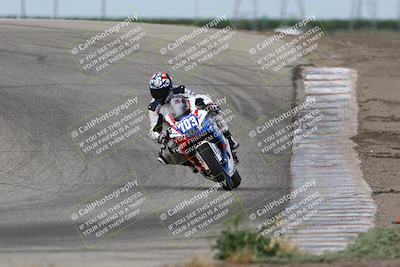 media/May-03-2025-CRA (Sat) [[22b18d099a]]/Races/Race 10/